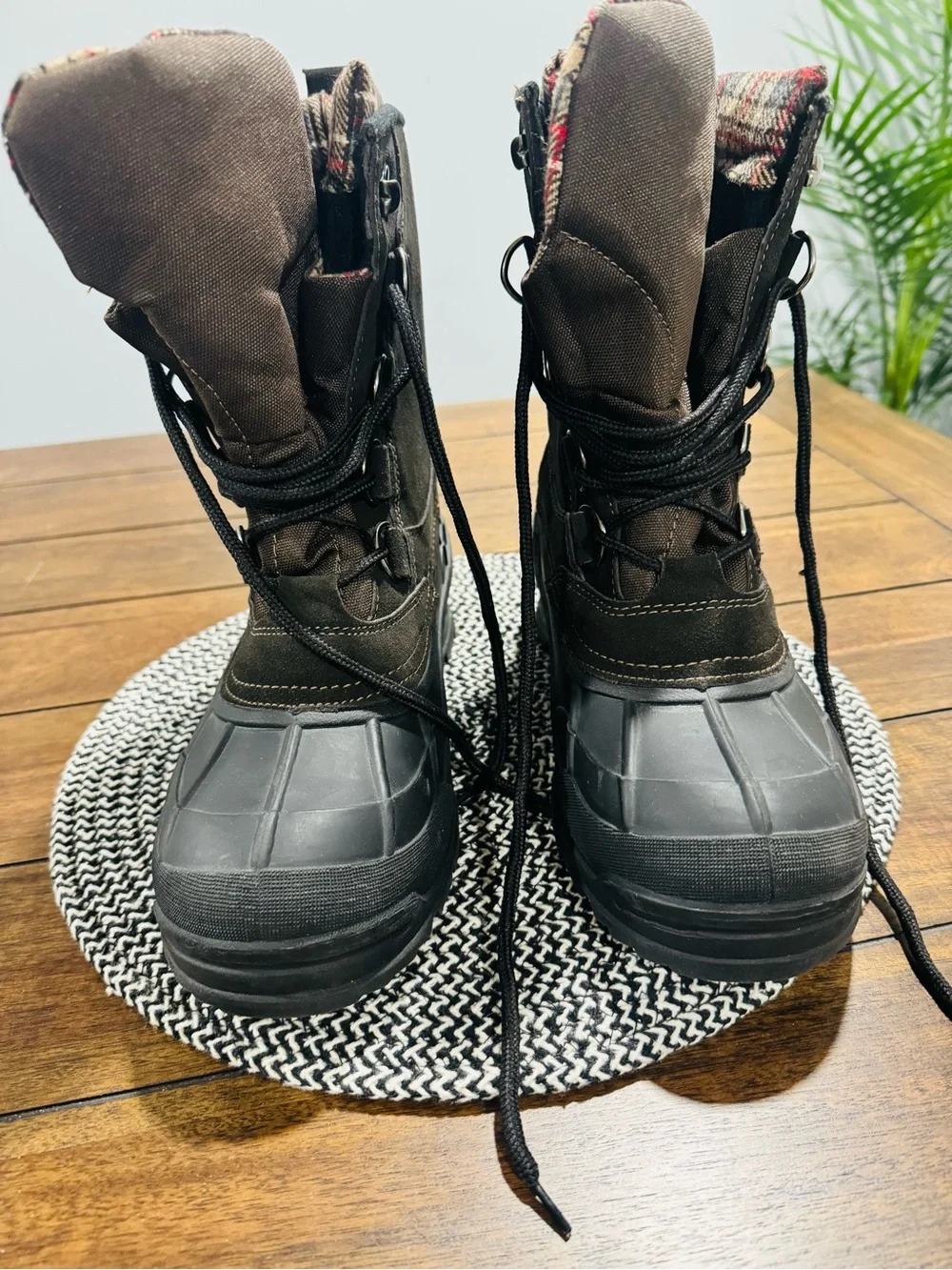 Sporto Iceberg Men’s Winter Snow Boots Black Leather Waterproof Lace Up Size9